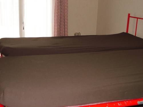 Imagen de la habitación del Hostel Adrenalin Backpackers. Foto 4