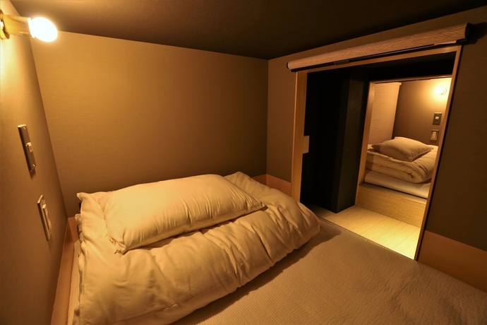 Imagen de la habitación del Hostel Aet Hotel. Foto 16