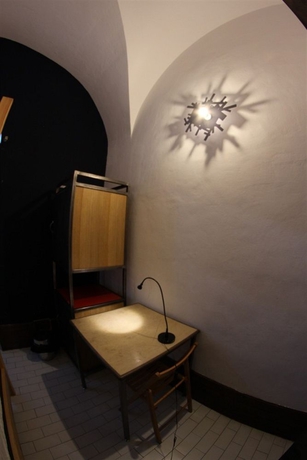 Imagen de los interiores del Hostel Agor&agrave;, Catania. Foto 13