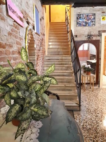 Imagen de los interiores del Hostel Ai Boteri. Foto 17