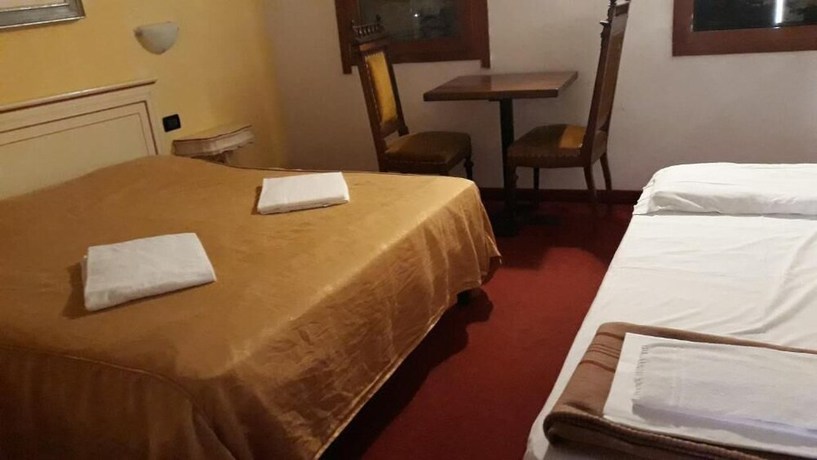 Imagen de la habitación del Hostel Ai Boteri. Foto 8