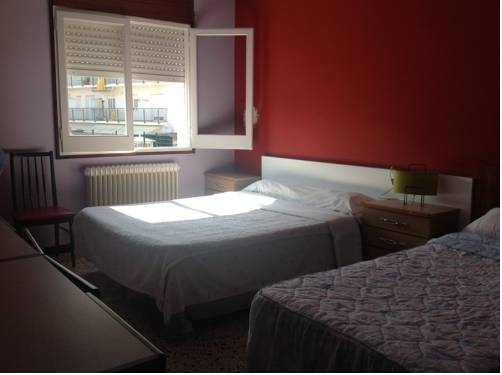 Imagen general del Hostel Alhambra, Girona. Foto 2