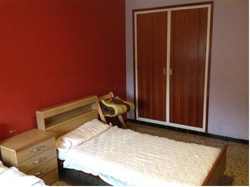 Imagen general del Hostel Alhambra, Girona. Foto 3