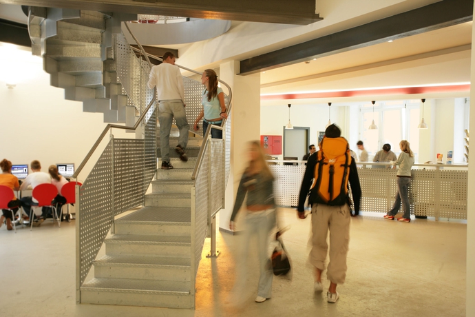 Imagen de los interiores del Hostel All In. Foto 15