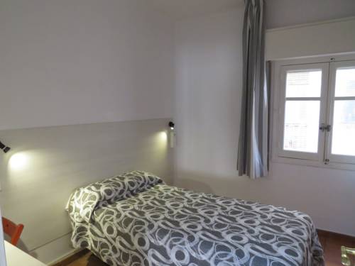 Imagen de la habitación del Hostel Almansa. Foto 3