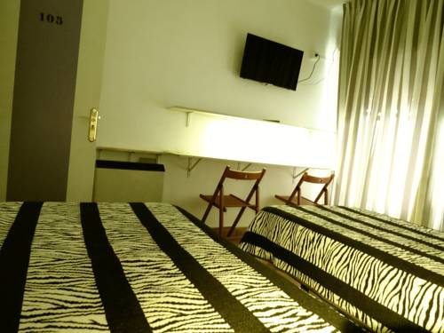 Imagen de la habitación del Hostel Almansa. Foto 7