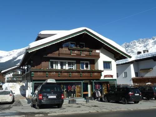 Imagen de los interiores del Hostel Alpking. Foto 7