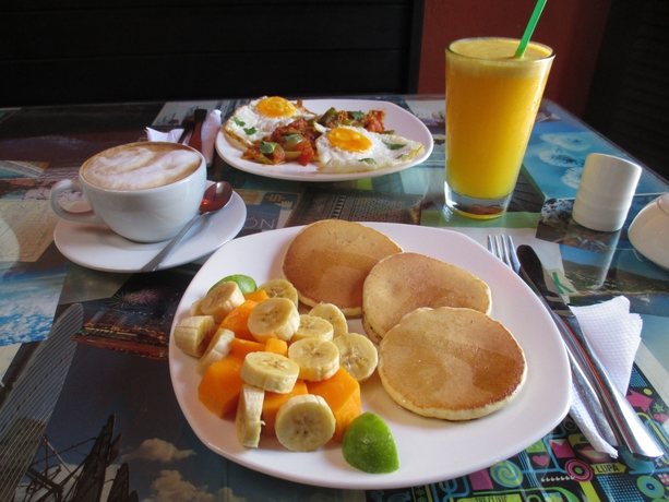 Imagen del bar/restaurante del Hostel Aluna B&B. Foto 10