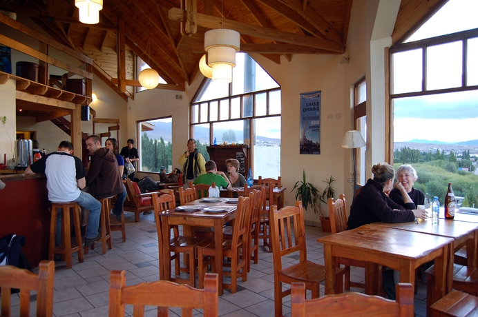 Imagen del bar/restaurante del Hostel America Del Sur El Calafate. Foto 3