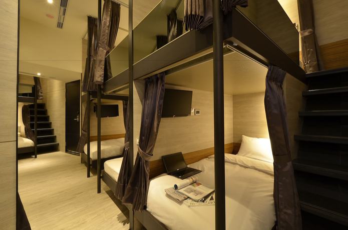 Imagen de la habitación del Hostel Amici hotel Six Star. Foto 5