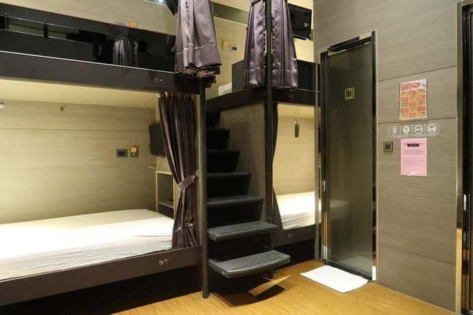 Imagen de la habitación del Hostel Amici hotel Six Star. Foto 7