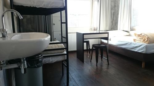 Imagen de la habitación del Hostel Amigo Budget. Foto 6