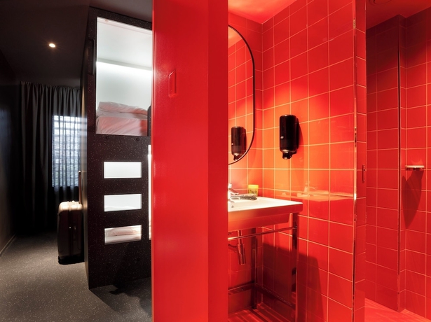 Imagen de la habitación del Hostel Amistat City Barcelona. Foto 4