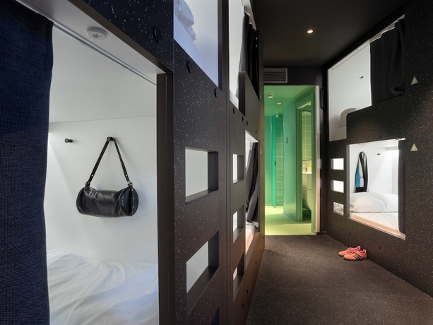 Imagen de la habitación del Hostel Amistat City Barcelona. Foto 5