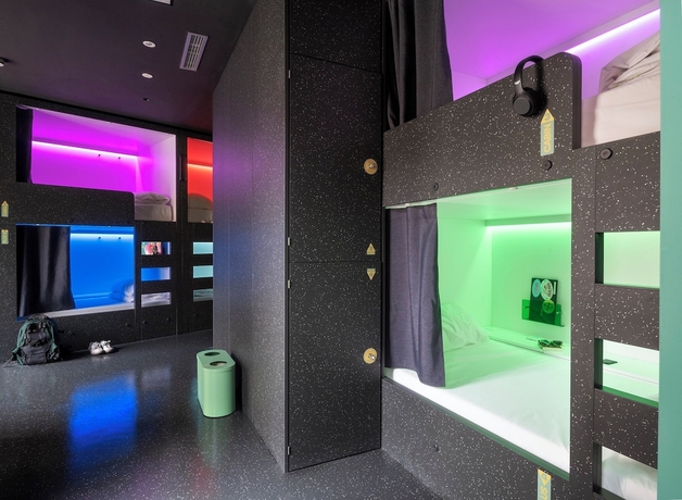 Imagen de la habitación del Hostel Amistat City Barcelona. Foto 14