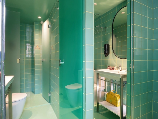 Imagen de la habitación del Hostel Amistat City Barcelona. Foto 17