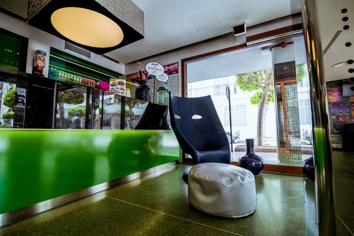 Imagen de los interiores del Hostel Amistat Island Ibiza - Albergue Juvenil. Foto 16