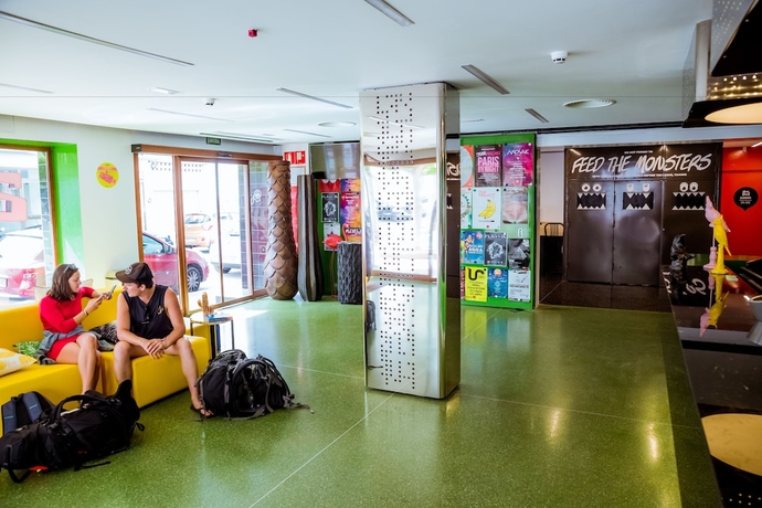 Imagen de los interiores del Hostel Amistat Island Ibiza - Albergue Juvenil. Foto 19