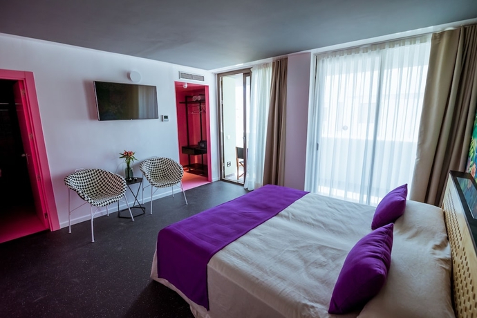 Imagen de la habitación del Hostel Amistat Island Ibiza - Albergue Juvenil. Foto 14