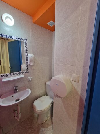 Imagen de la habitación del Hostel Arc House Mezquita - Adults Only. Foto 14