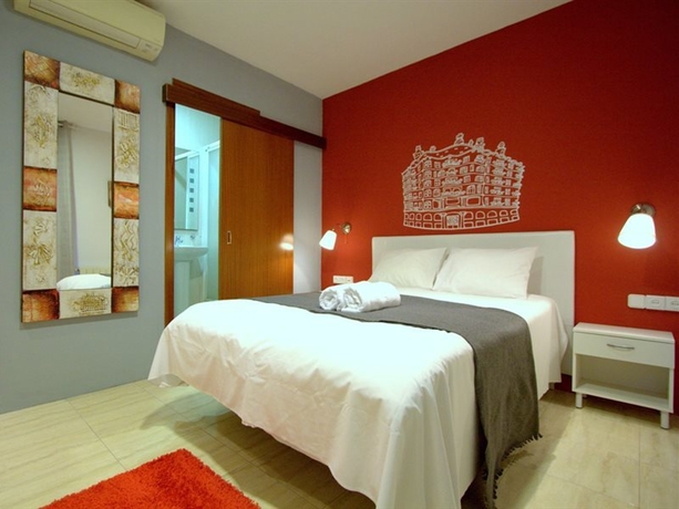 Imagen general del Hostel Artistic Barcelona. Foto 14