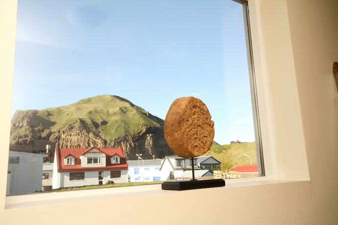 Imagen de los exteriores del Hostel Aska, Vestmannaeyjar. Foto 25