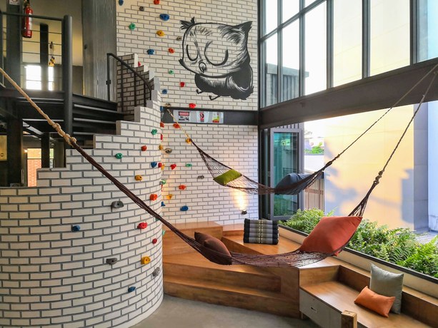 Imagen de los interiores del Hostel Asleep by Lantana. Foto 16