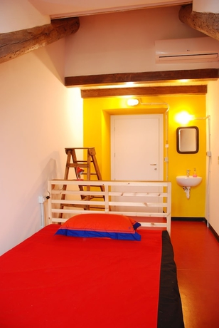 Imagen de la habitación del Hostel Attic Torino. Foto 13