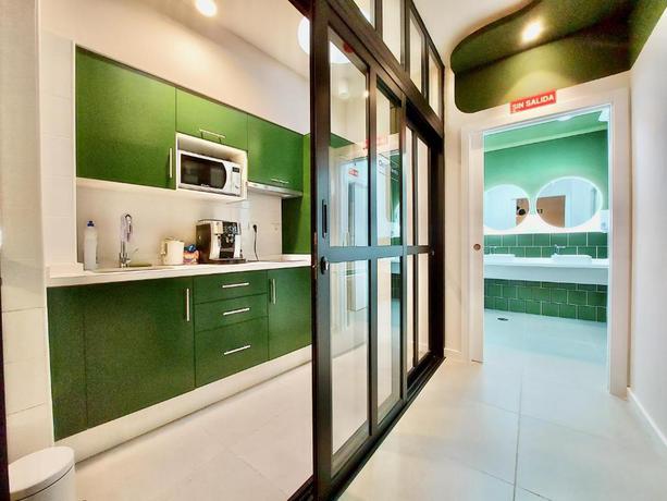 Imagen de los interiores del Hostel Atypicap Capsule. Foto 13