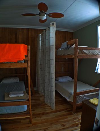 Imagen de la habitación del Hostel Auberge Jeunesse Loulou's Backpacker. Foto 3