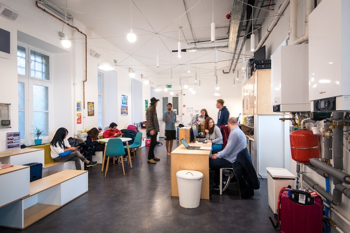 Imagen de los interiores del Hostel Avenue, Budapest. Foto 18