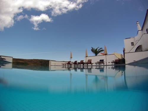 Imagen general del Hostel Azores Youth s - Santa Maria. Foto 1