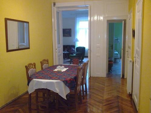 Imagen general del Hostel Azurro, Budapest. Foto 12