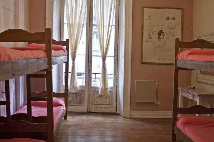 Imagen de la habitación del Hostel Ba Stop Hotel House. Foto 5
