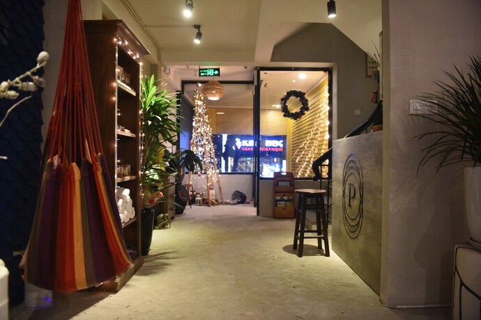 Imagen de los interiores del Hostel Backy Posh By Poshtel Vietnam. Foto 36