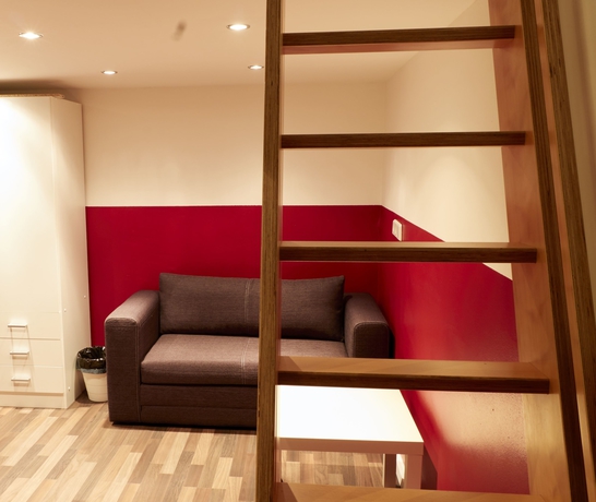 Imagen de los interiores del Hostel Ballhaus Berlin. Foto 22