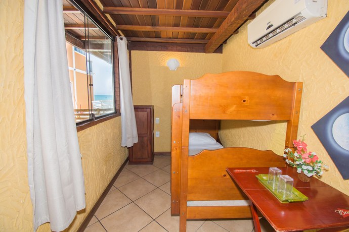 Imagen de la habitación del Hostel Bamboo B&uacute;zios. Foto 16