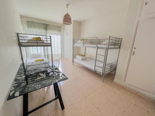 Imagen de la habitación del Hostel Barbatuke, M&aacute;laga. Foto 13