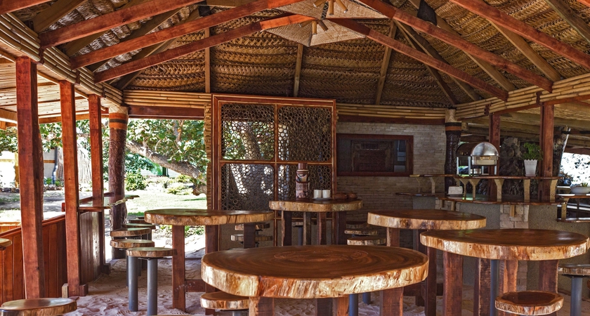 Imagen del bar/restaurante del Hostel Barefoot Kuata Island Resort Fiji. Foto 4