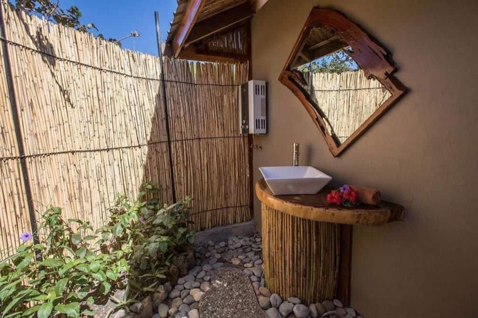Imagen de la habitación del Hostel Barefoot Kuata Island Resort Fiji. Foto 15
