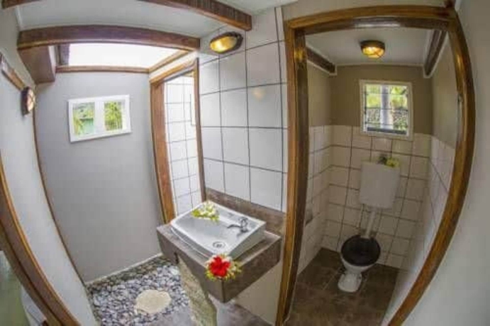 Imagen de la habitación del Hostel Barefoot Kuata Island Resort Fiji. Foto 16