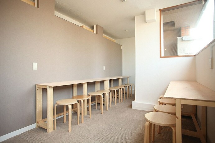 Imagen de los interiores del Hostel Base Inn Tabata -. Foto 15