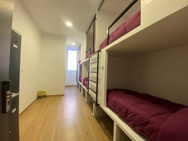 Imagen general del Hostel Beach & Arts Valencia. Foto 14