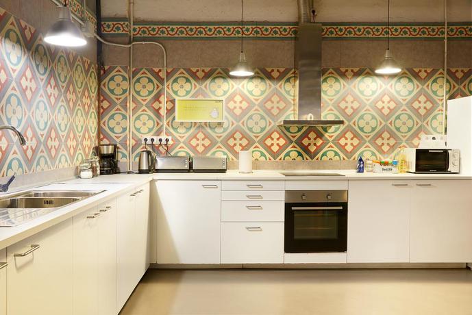 Imagen de los interiores del Hostel Bed And Bike Barcelona. Foto 5