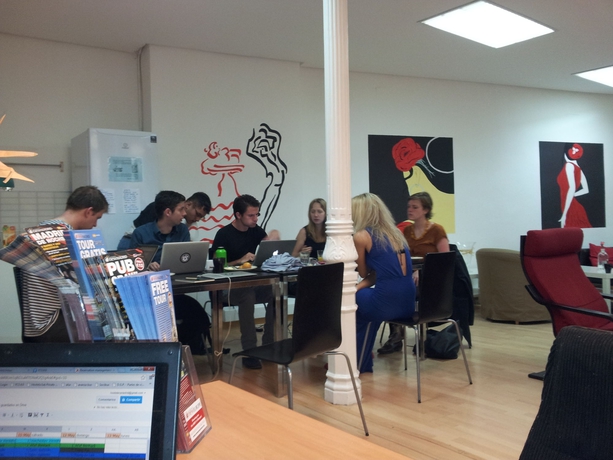 Imagen del bar/restaurante del Hostel Bed Madrid By Bossh! Hotels. Foto 3