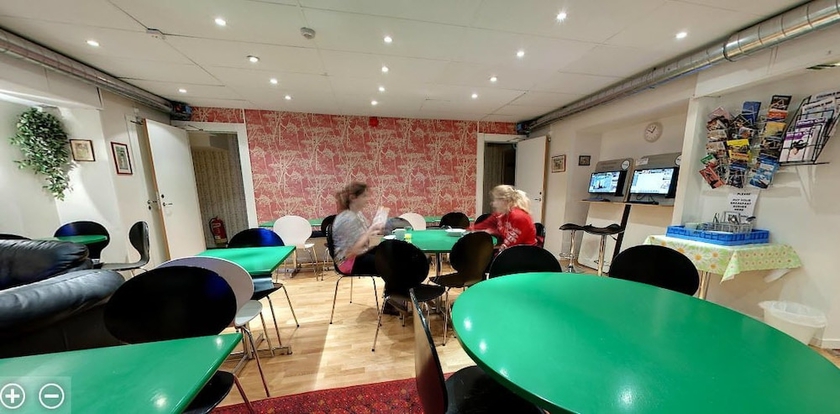 Imagen de los interiores del Hostel Bed and Breakfast. Foto 18