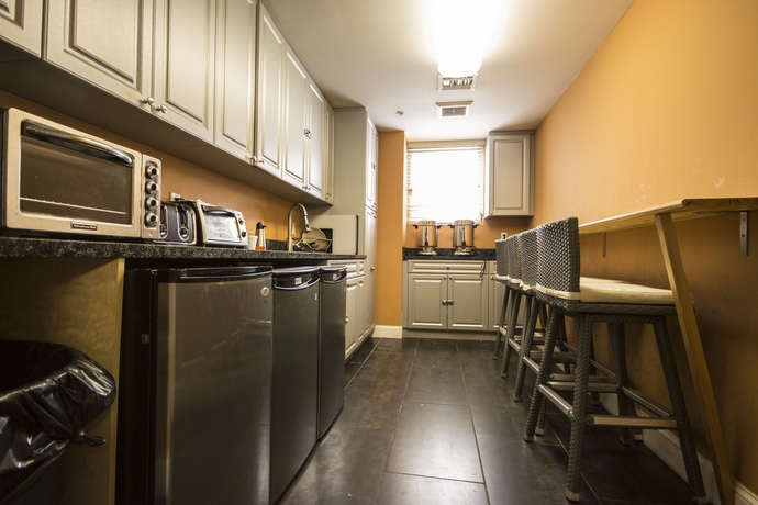 Imagen del bar/restaurante del Hostel Beds N' Drinks. Foto 9