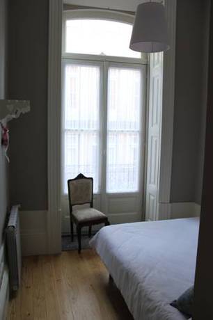Imagen de la habitación del Hostel Being Porto. Foto 7