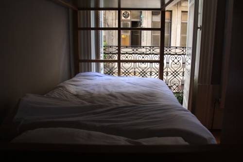 Imagen de la habitación del Hostel Being Porto. Foto 10