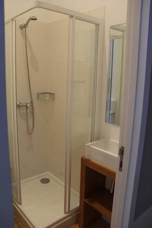 Imagen de la habitación del Hostel Being Porto. Foto 12